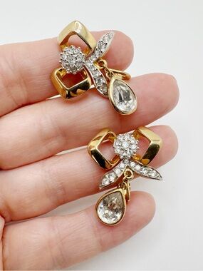 Vintage Gold-Tone Crystal Teardrop Drop Clip- On Earrings - Signed Puccini